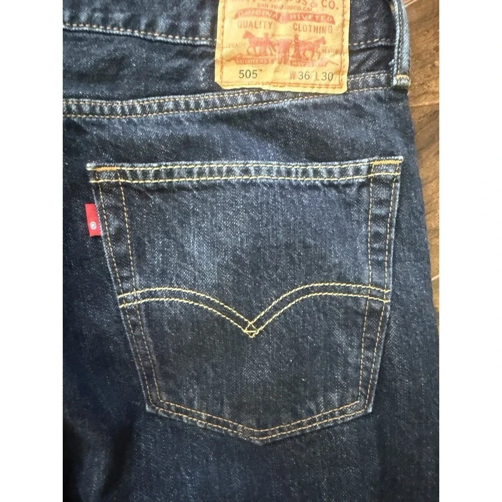 Levi's 505 Jeans Mens 36x30 Dark Wash Regular Fit Straight Leg Denim
